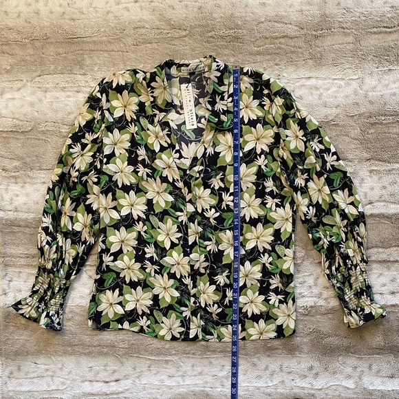 NWT💕Alice + Olivia Julius Floral Print Blouse Size S - Picture 9 of 15